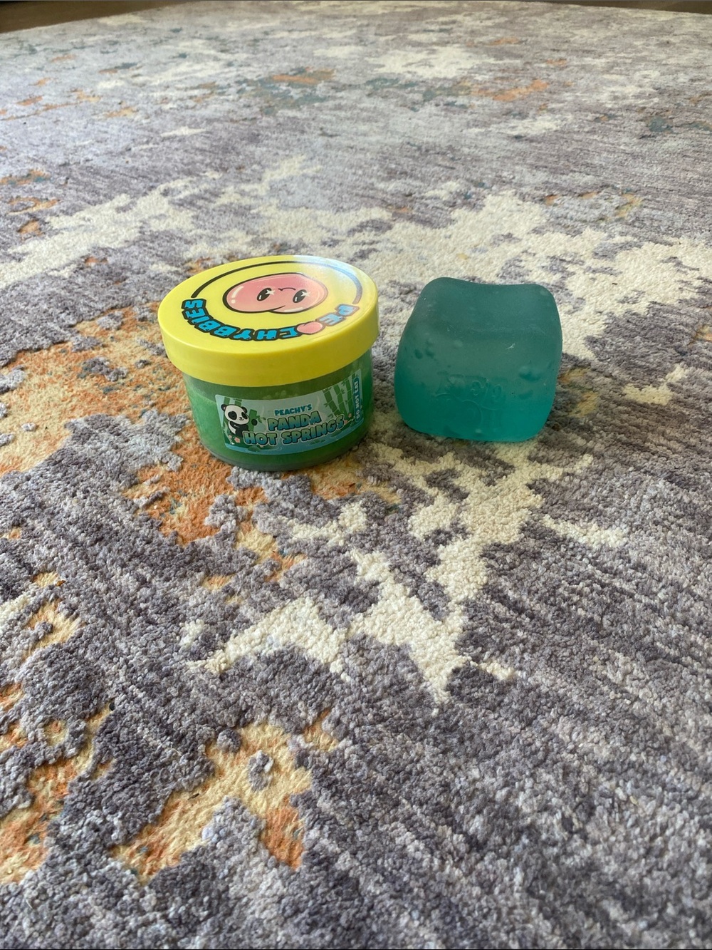Peachybbies smile/ Needoh bundle